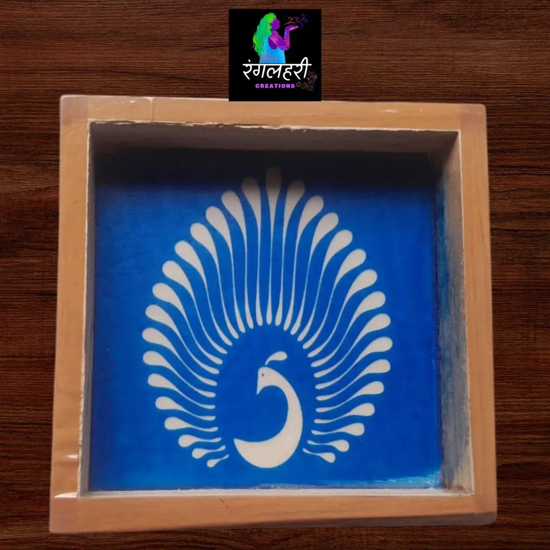 WA13 : 5 by 5 Small Wooden Square Rangoli Stencil Main image