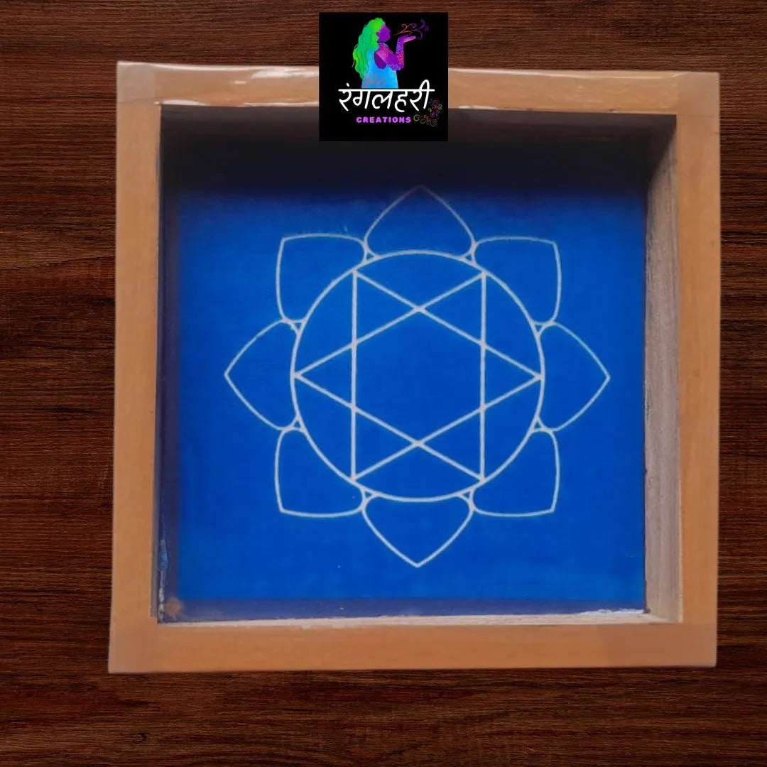 WA16 : 5 by 5 Small Wooden Square Rangoli Stencil Main image