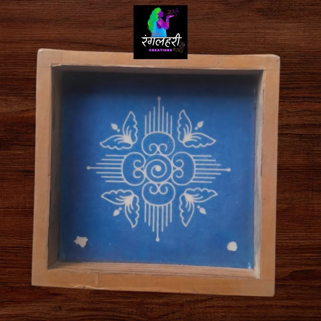 WA20 : 5 by 5 Small Wooden Square Rangoli Stencil Main image