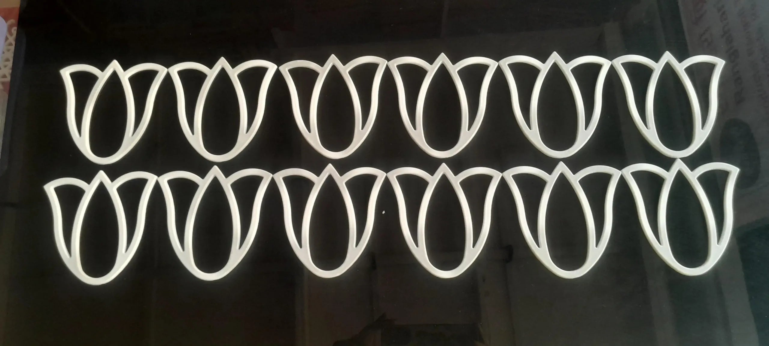 RRS08: Muggu Kolam Set of 130pcs : Readymade Rangoli Set